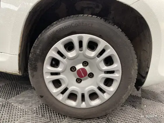 FIAT PANDA III - voiture d'occasion - Photo 8