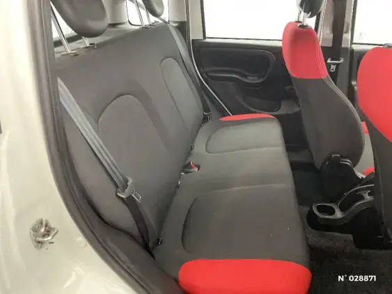 FIAT PANDA III - voiture d'occasion - Photo 11