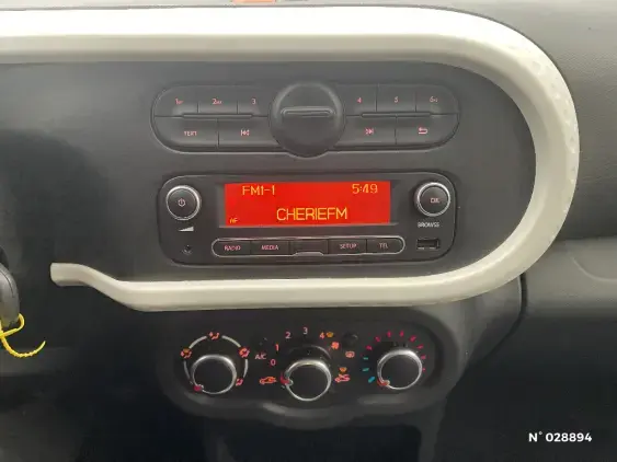 RENAULT TWINGO III - voiture d'occasion - Photo 13