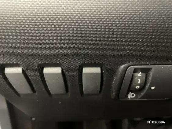 RENAULT TWINGO III - voiture d'occasion - Photo 15