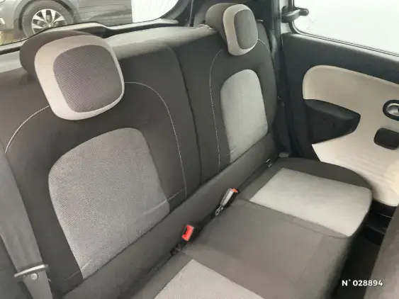 RENAULT TWINGO III - voiture d'occasion - Photo 11