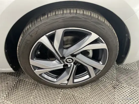 RENAULT CLIO V - voiture d'occasion - Photo 8