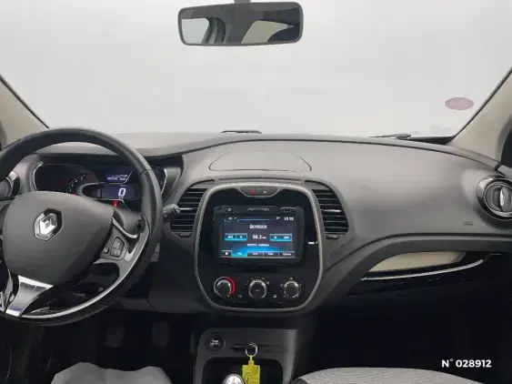 RENAULT CAPTUR - voiture d'occasion - Photo 9