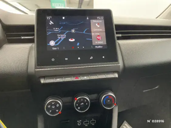 RENAULT CLIO V - voiture d'occasion - Photo 13