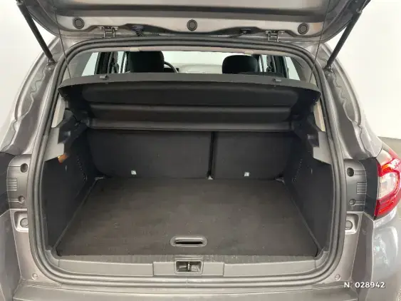 RENAULT CAPTUR - voiture d'occasion - Photo 7