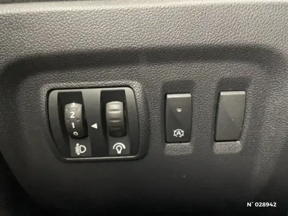 RENAULT CAPTUR - voiture d'occasion - Photo 15