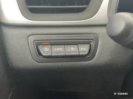 RENAULT CAPTUR II - voiture d'occasion - Photo 15