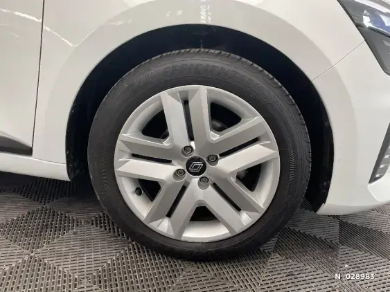 RENAULT CLIO V - voiture d'occasion - Photo 8