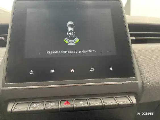 RENAULT CLIO V - voiture d'occasion - Photo 14