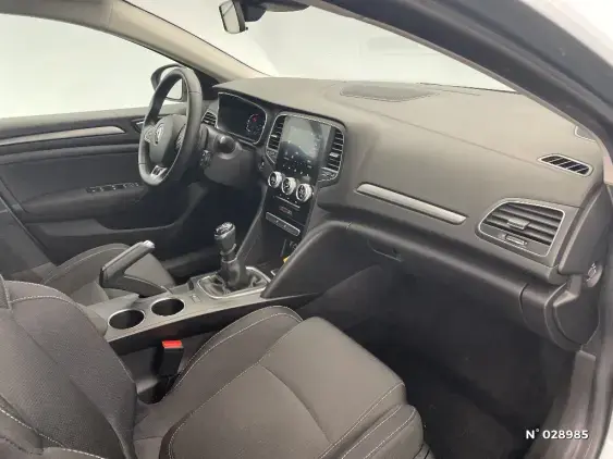 RENAULT MEGANE ESTATE IV - voiture d'occasion - Photo 10