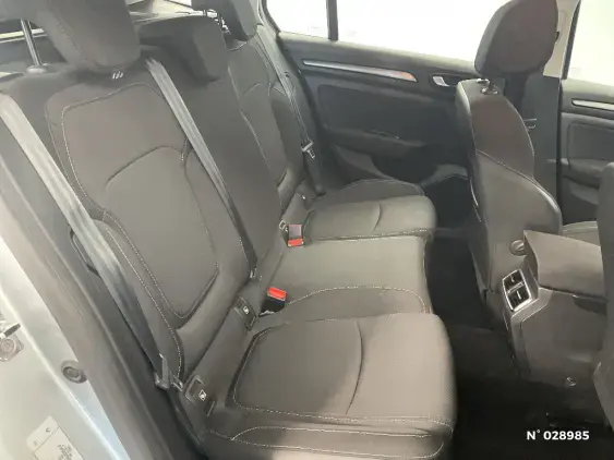 RENAULT MEGANE ESTATE IV - voiture d'occasion - Photo 11