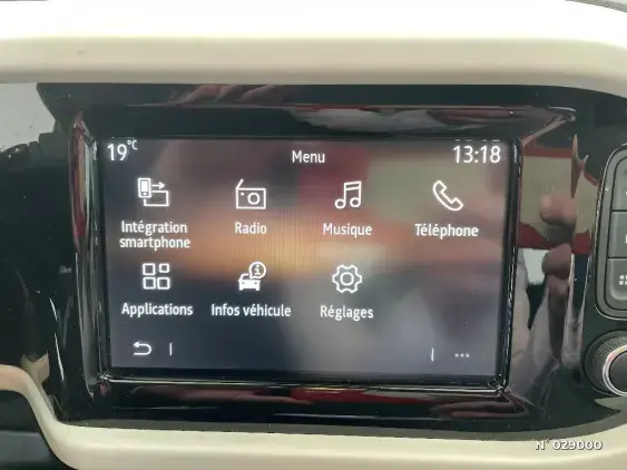 RENAULT TWINGO III - voiture d'occasion - Photo 14