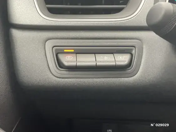 RENAULT CAPTUR II - voiture d'occasion - Photo 15