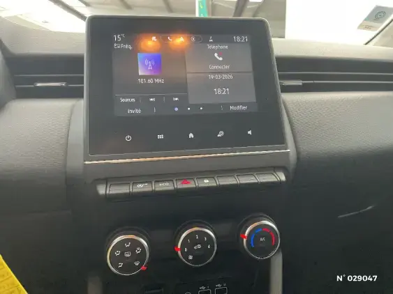 RENAULT CLIO V - voiture d'occasion - Photo 13