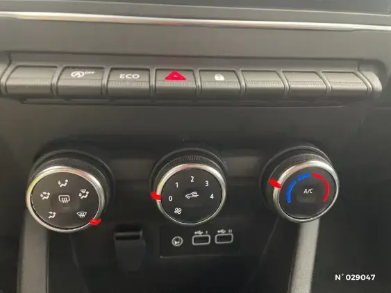 RENAULT CLIO V - voiture d'occasion - Photo 14