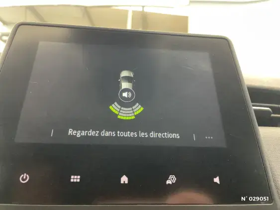 RENAULT CLIO V - voiture d'occasion - Photo 14