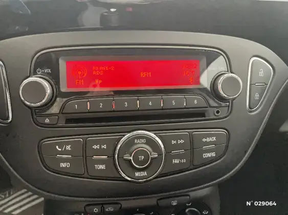 OPEL CORSA E - voiture d'occasion - Photo 13