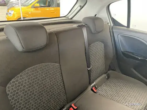 OPEL CORSA E - voiture d'occasion - Photo 11