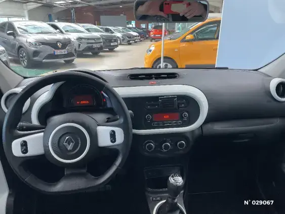 RENAULT TWINGO III - voiture d'occasion - Photo 9