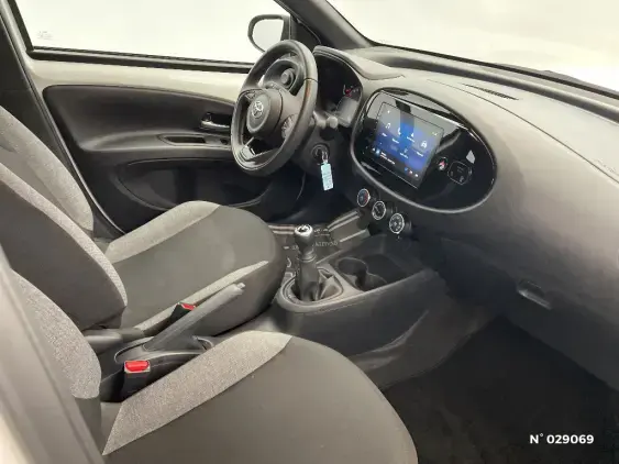 TOYOTA AYGO X - voiture d'occasion - Photo 10