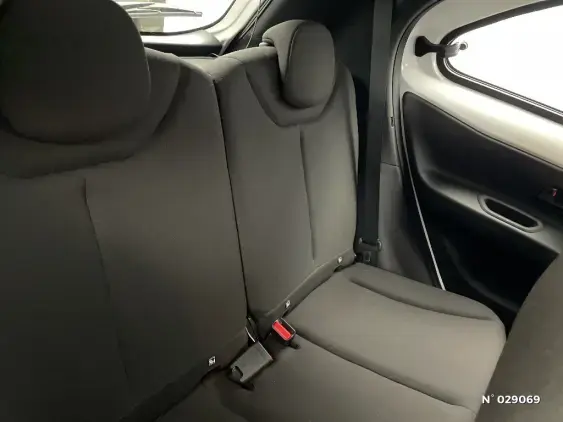 TOYOTA AYGO X - voiture d'occasion - Photo 11