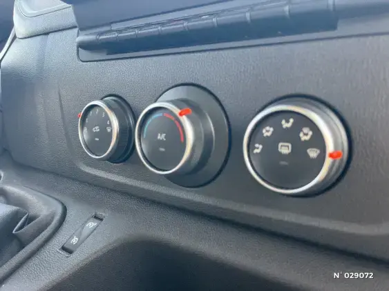 RENAULT MASTER III - voiture d'occasion - Photo 15