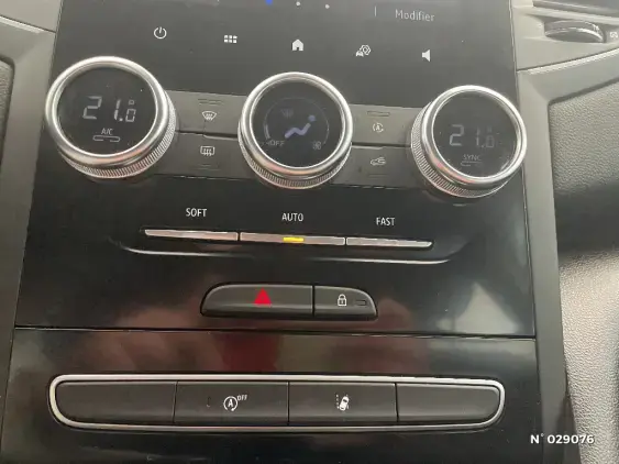 RENAULT MEGANE IV - voiture d'occasion - Photo 15