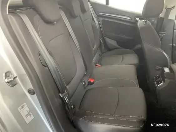 RENAULT MEGANE IV - voiture d'occasion - Photo 11