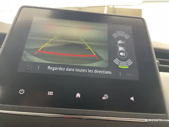 RENAULT CLIO V - voiture d'occasion - Photo 14