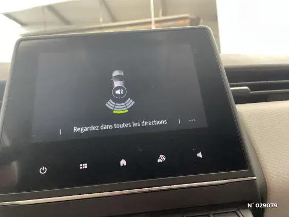 RENAULT CLIO V - voiture d'occasion - Photo 14