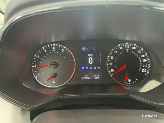 RENAULT CLIO V - voiture d'occasion - Photo 12