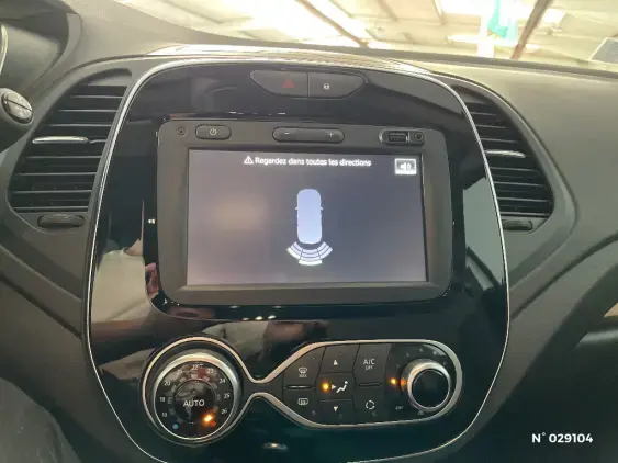 RENAULT CAPTUR - voiture d'occasion - Photo 14