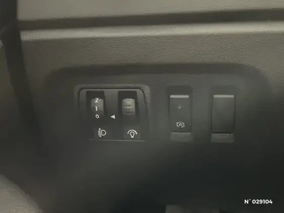 RENAULT CAPTUR - voiture d'occasion - Photo 15