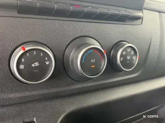 RENAULT MASTER FG III - voiture d'occasion - Photo 14