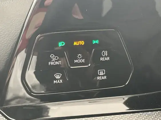 VOLKSWAGEN GOLF VIII - voiture d'occasion - Photo 15