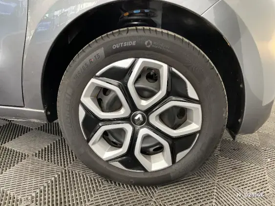 RENAULT TWINGO III - voiture d'occasion - Photo 8