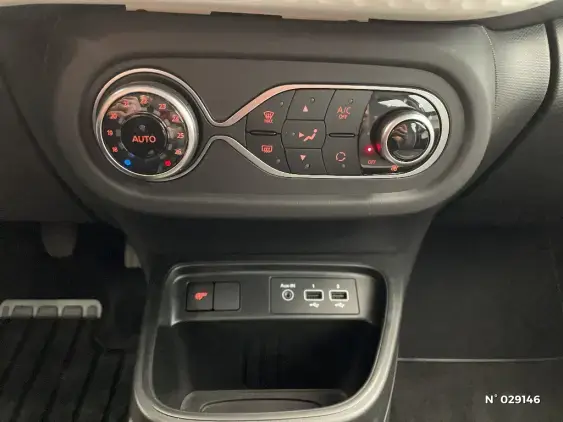 RENAULT TWINGO III - voiture d'occasion - Photo 14