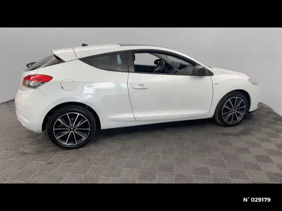 RENAULT MEGANE III - voiture d'occasion - Photo 5