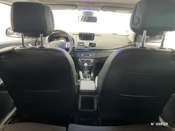 RENAULT MEGANE III - voiture d'occasion - Photo 9