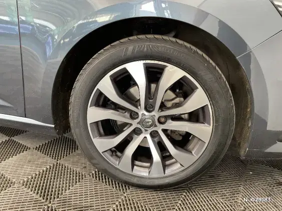 RENAULT MEGANE IV - voiture d'occasion - Photo 8