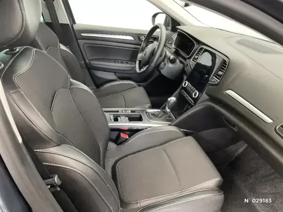 RENAULT MEGANE IV - voiture d'occasion - Photo 10