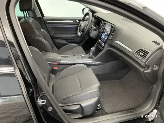 RENAULT MEGANE IV - voiture d'occasion - Photo 10