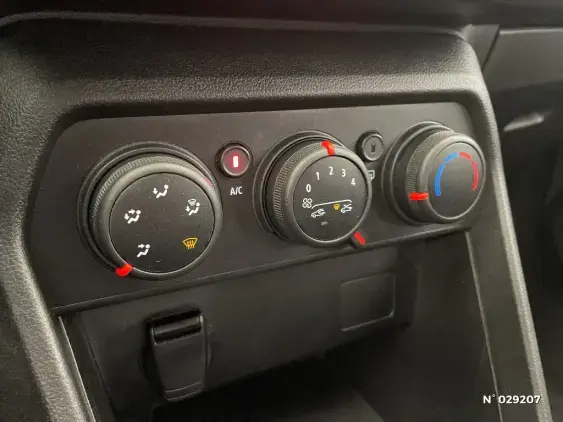 DACIA SANDERO III - voiture d'occasion - Photo 14