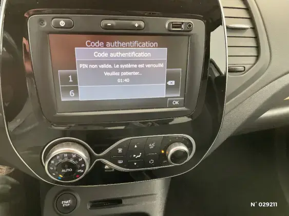 RENAULT CAPTUR - voiture d'occasion - Photo 13