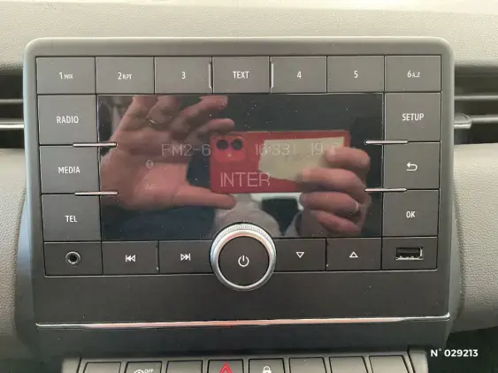 RENAULT CLIO V - voiture d'occasion - Photo 14