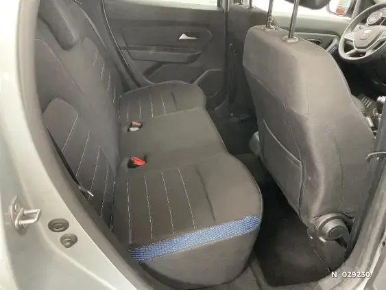 DACIA DUSTER II - voiture d'occasion - Photo 11