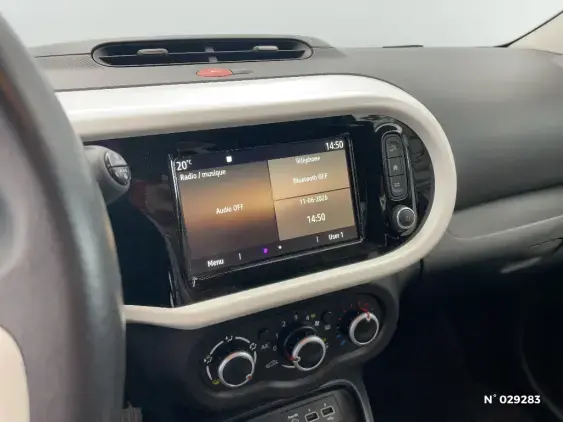 RENAULT TWINGO III - voiture d'occasion - Photo 13