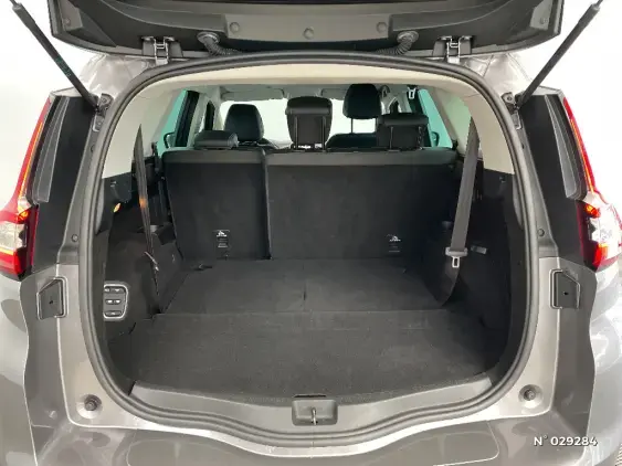 RENAULT SCENIC IV - voiture d'occasion - Photo 7