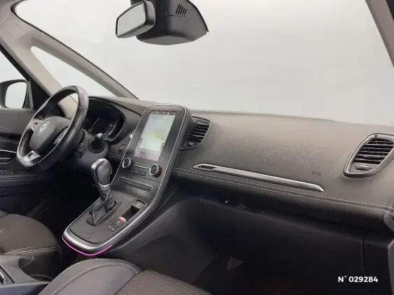 RENAULT SCENIC IV - voiture d'occasion - Photo 10