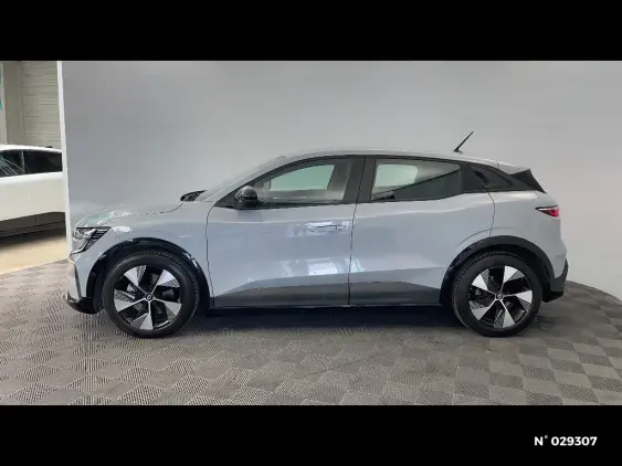 RENAULT MEGANE V - voiture d'occasion - Photo 2